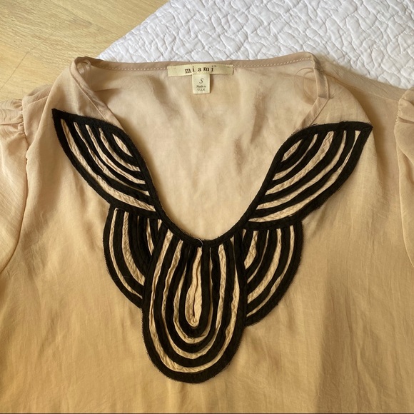 Miami cream and black sheer top - Picture 2 of 4